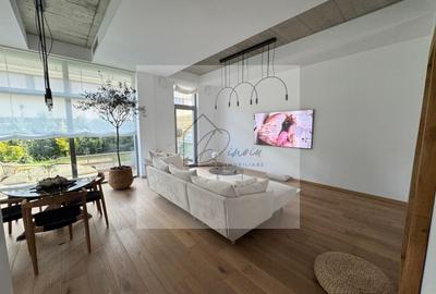 Casă cu 4 camere în Central