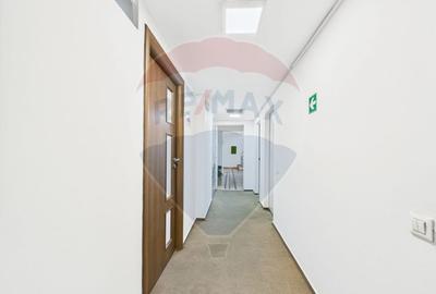 Zona Vitan - Spațiu de birouri suprafata 183 mp - 9