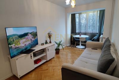 Apartament decomandat zona nord etaj 2 - 3