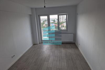 Apartament cu 2 camere decomandat în Titan