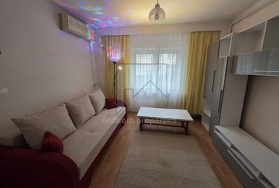 Apartament cu 3 camere decomandat, mobilat în Nerva Traian