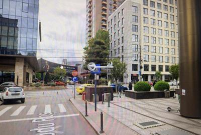 Apartament cu 3 camere decomandat în Centru Civic