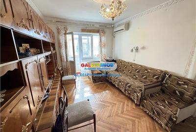 Apartament cu 2 camere semidecomandat, mobilat în Vest