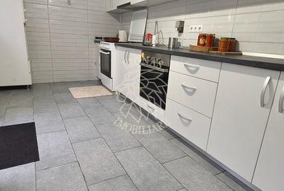 Casa 6 camere 244 mp+ Spatiu Comercial- teren 500 mp-Zona Han - 10