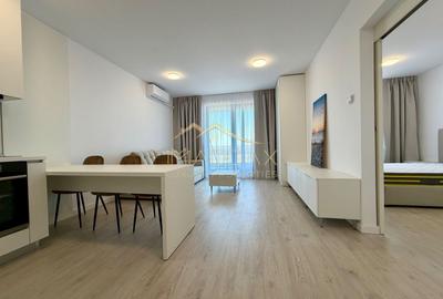 Apartament cu 2 camere semidecomandat, mobilat în Băneasa