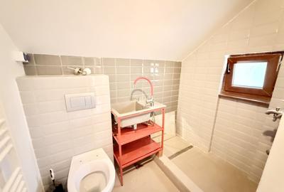 Doua etaje in vila pe malul lacului Grivita birouri rezidential - 18