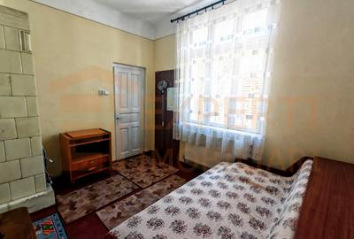 Casă de vânzare situată în Tomis II - 6