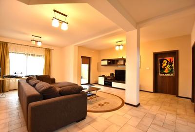 Casă cu 4 camere în Cetății