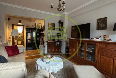 Apartament cochet cu 3 camere la curte comuna - 2