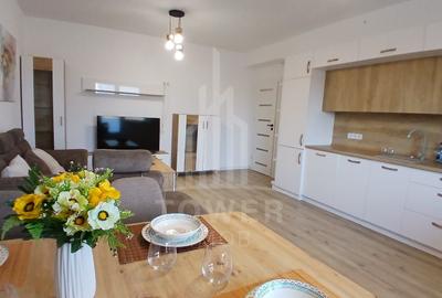 Apartament cu 3 camere decomandat, mobilat în Turnișor
