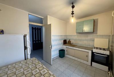 3 cam, 74 mp. decomandat, fara imbunatatiri, et.4, acoperis, Cuza Voda - 4