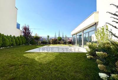 Penthouse cu 5 camere decomandat, mobilat în Timpuri Noi