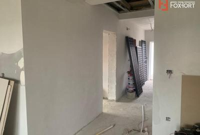 Duplex cu 3 camere si teren de 365 mp, zona Sag - 9