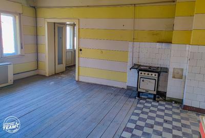 Apartament de vânzare în centrul istoric al orașului Târgu Secuiesc - 1