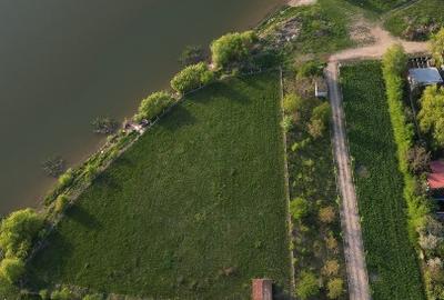 Teren intravilan cu vedere spre Lacul Buftea - 2
