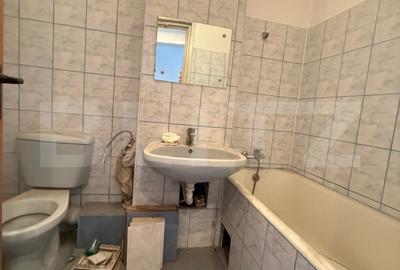 Apartament 2 camere, zona Racadau, boxa - 5