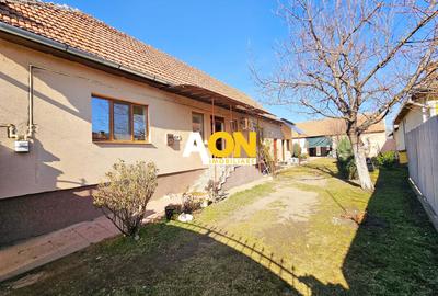 Casa 4 camere + anexe, 2084 mp teren, Totoi, la 10 km de Alba Iulia - 1