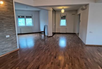 Clădire ideală clinică medicală / birouri / sediu firmă - 5