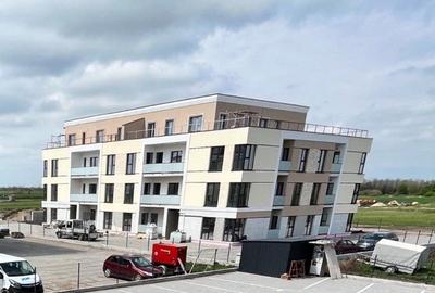 Apartament cu 3 camere decomandat în Torontalului