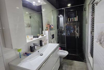 De vânzare apartament 2 camere Cartier Radu Negru - 5