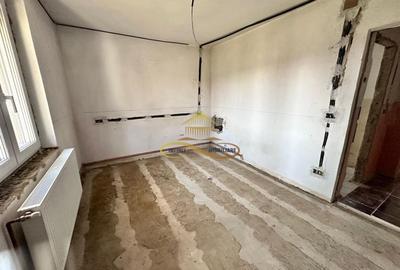 De vanzare apartament 2 camere decomandate Buhusi Bacau - 5