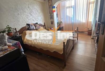Apartament cu 2 camere decomandat în Alexandru cel Bun
