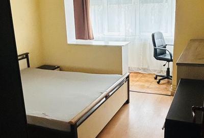 Apartament cu 3 camere decomandat, mobilat în Lipovei