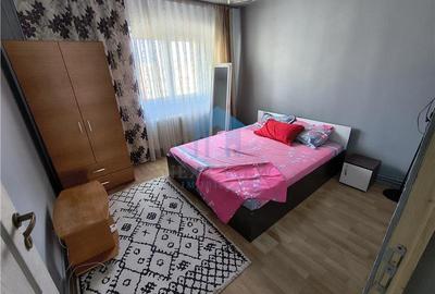 Apartament cu 2 camere decomandat în Zorilor