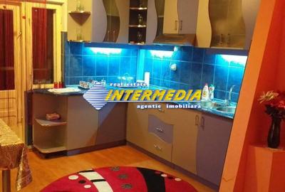 Apartament 3 camere decomandat de inchiriat Alba Iulia - 1