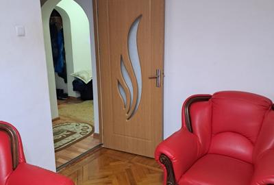 - Apartament 3 camere, suprafata totala 81mp, zona Strada Garii. Etaj 1. - 1