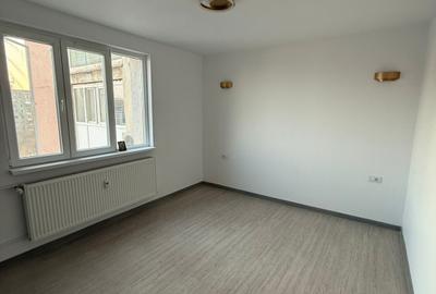 2 Camere | Drumul Taberei | Raul Doamnei | Metrou 1' - 6