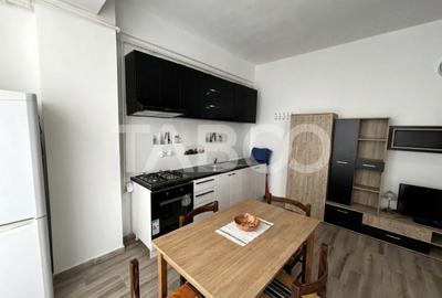 Apartament cu 2 camere semidecomandat, mobilat în Exterior Sud