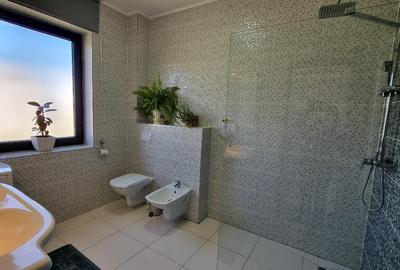 Apartament 3 camere etaj 1 in vila zona Odobescu cu parcare - 11