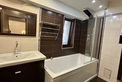 ULTRACENTRAL | DUPLEX SPECTACULOS | LÂNGĂ FÂNTÂNILE UNIRII - 4