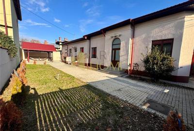 Casă individuală cu 3 camere în Central