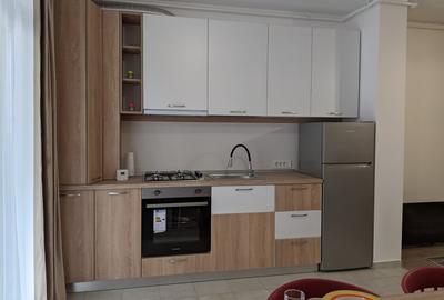 Apartament cu 2 camere semidecomandat în Medicină