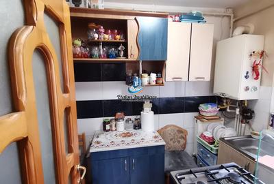 Apartament 2 camere decomandat, etaj 4/4 pod nou, Maratei 1 - 5