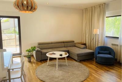 Apartament cu 4 camere decomandat, mobilat în Iancu Nicolae