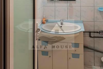 Apartament cu trei camere, zona Racadau 74 mp - parcul Trandafirilor - 17