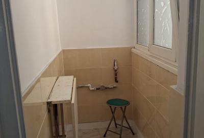 Romana -  ASE 300 euro/luna Piata Romana - 7