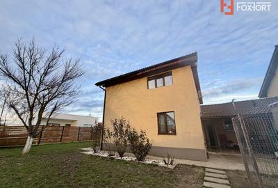 COMISION 0% Duplex despartit prin garaj, 5 camere, teren 660 mp in Sanandrei - 1