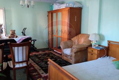 VANZARE SPECIALA Casă / Vilă cu 7 camere, Uverturii MILITARI/Duplex - 13