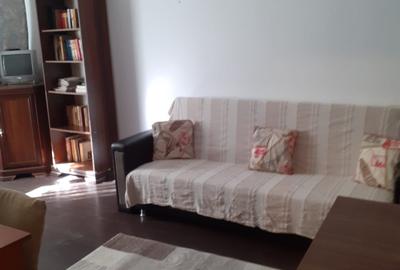 Garsonieră decomandată, mobilată în Drumul Taberei