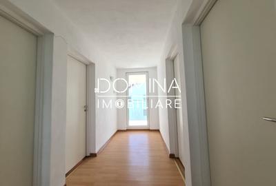 Vânzare proprietate multifuncțională, în Arcani, sat Sănătești - la DN 67 D - 7