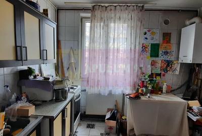 Vanzare apartament de 3 camere Dr Taberei-Valea Oltului - 2