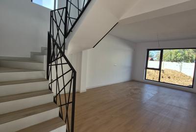 Vila Individuala 5 camere, dormitor parter LA CHEIE! - 9