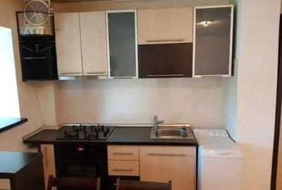 Garsoniera-Bloc Mixt- Piata Muncii - 4