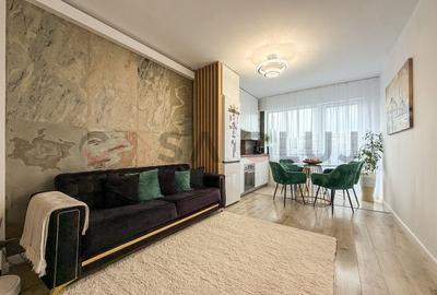 Apartament cu 3 camere semidecomandat, mobilat în Dâmbul Rotund