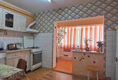 Apartament 3 camere, 77 mp, etaj 3, bloc 1990 – Blocurile S, zona I.F.R. - 5