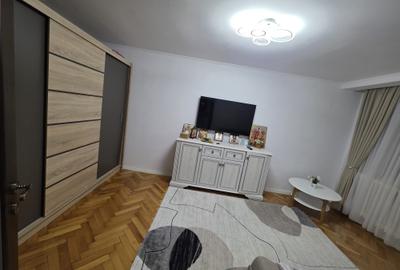 Vand apartament 2 camere decomandat et.1 Simeria - 2